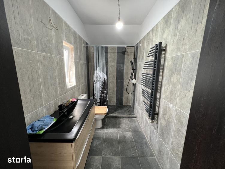 Casă cu 3 camere cu Teren 187 Mp în Brănești