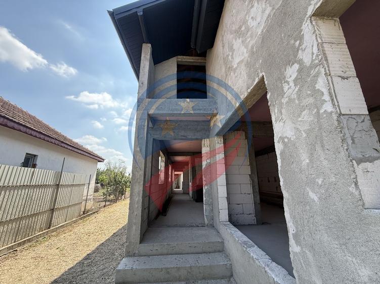 Casă individuală cu 3 camere cu Canalizare în Brestei
