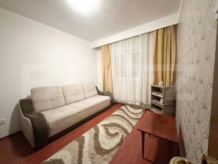 Apartament cu 2 camere semidecomandat, mobilat în Mărăști