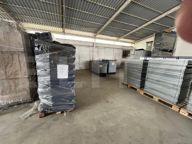Spațiu comercial, de 8,000 mp, în Oncea