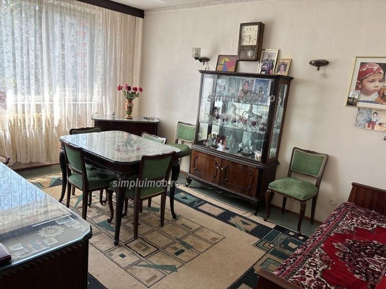 Apartament cu 3 camere decomandat, mobilat în Brâncoveanu