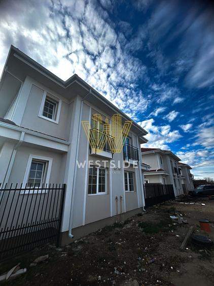 Apartament cu 3 camere decomandat în Sânandrei