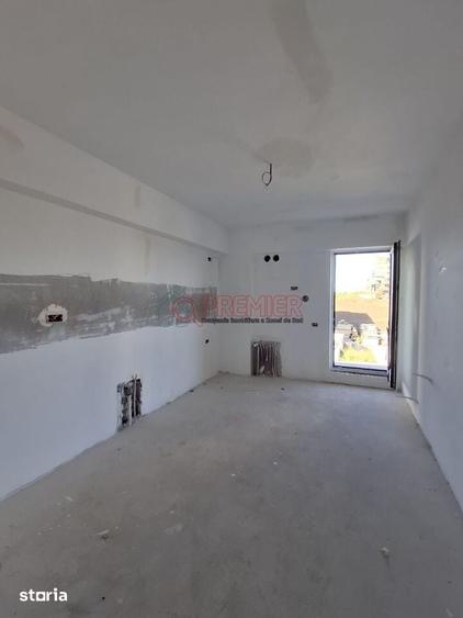 Apartament cu 3 camere în Berceni