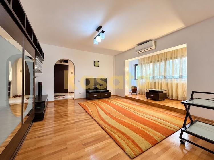 Apartament cu 3 camere decomandat în Iancului