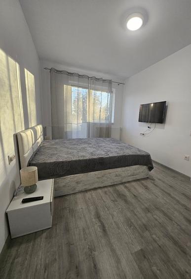 Apartament cu 2 camere decomandat în Ștefănești