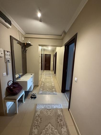 Apartament cu 3 camere decomandat în Gară