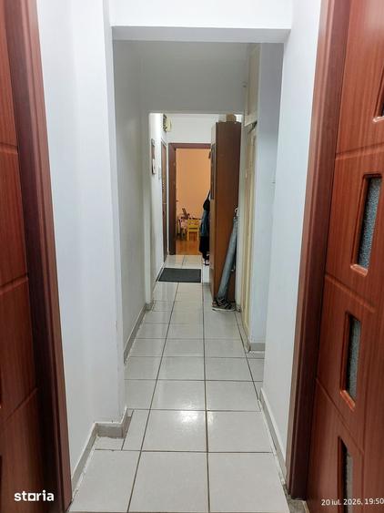 Apartament cu 3 camere decomandat în Inel II