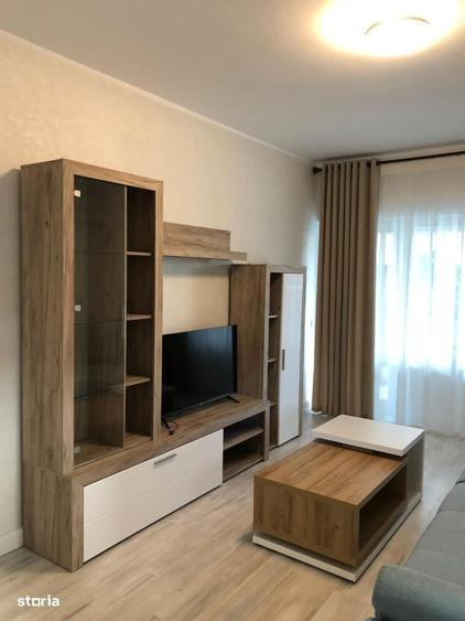 Apartament cu 2 camere decomandat în Breazu