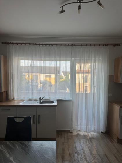 Apartament cu 2 camere în Dumbrăvița