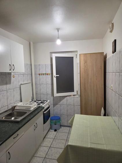 Apartament cu 2 camere semidecomandat în Pantelimon