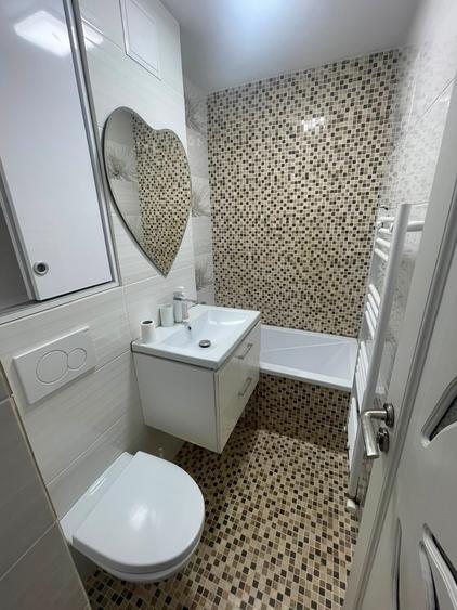 Apartament cu 3 camere, etajul 2/4, zona Mircea cel Batran - 7
