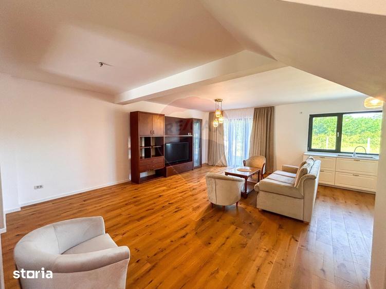 Casă cu 4 camere cu Teren 336 Mp în Corbeanca