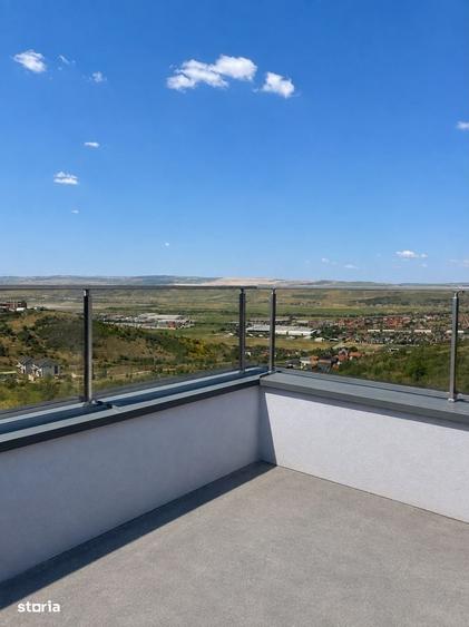 Casă cu 4 camere în Dezmir