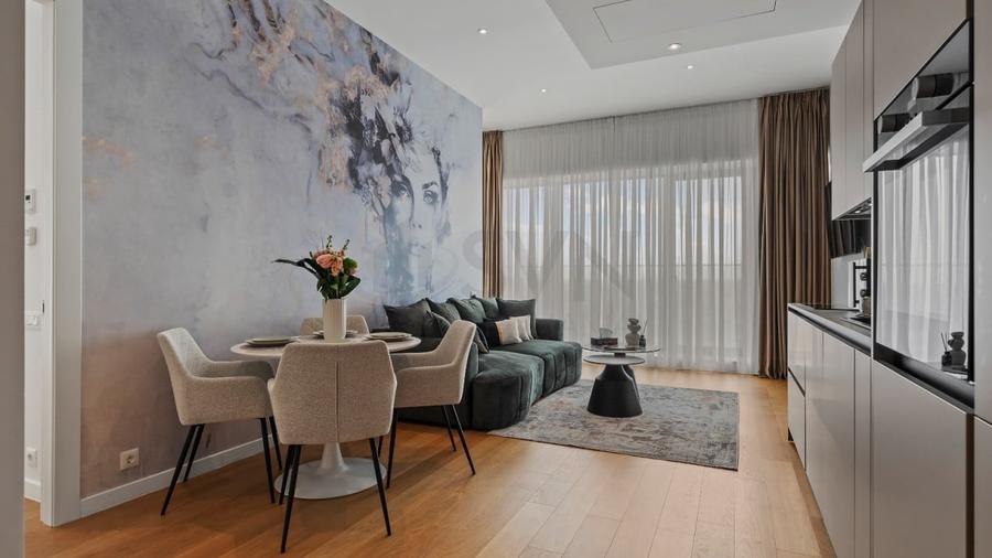 Apartament cu 3 camere semidecomandat, mobilat în Barbu Văcărescu