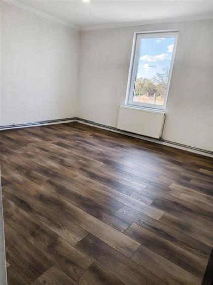 Casă individuală cu 3 camere cu Teren 508 Mp în Leș