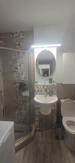 Casă cu 2 camere decomandat în Central