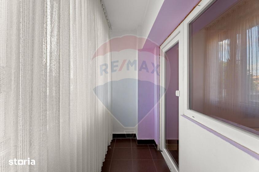 Apartament cu 2 camere decomandat, mobilat în Central