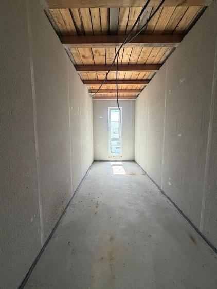 Duplex cu 4 camere cu Canalizare în Dumbrăvița