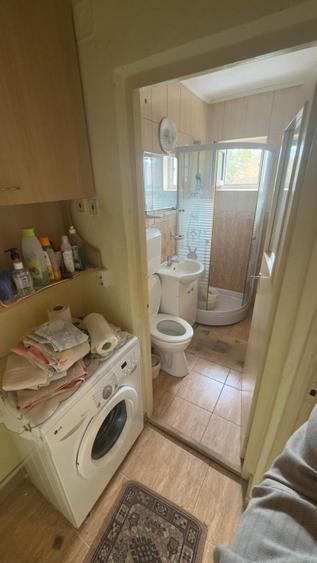 Apartament cu 3 camere în Cetate