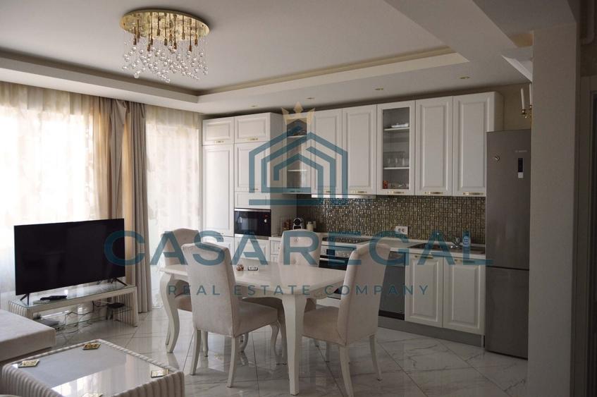 Apartament cu 3 camere semidecomandat, mobilat în Central