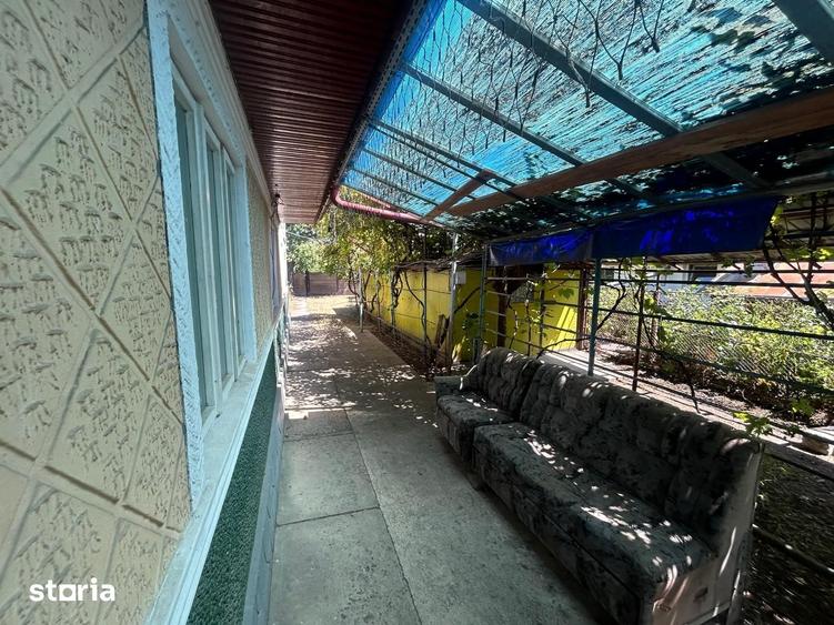 Casă cu 4 camere cu Teren 1100 Mp în Dumbrava