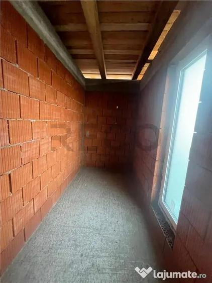RECO Casa plan parter cu 3 dormitoare-la rosu- Paleu - 12