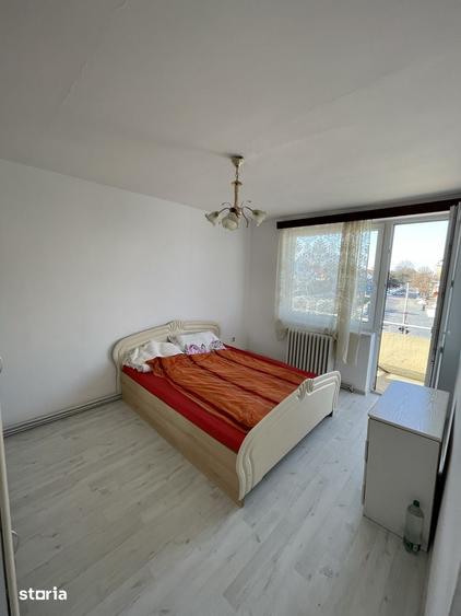 Apartament cu 2 camere, mobilat în Central