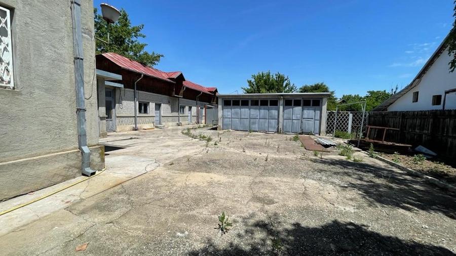 Teren Construcții intravilan de 2400 mp, în Central