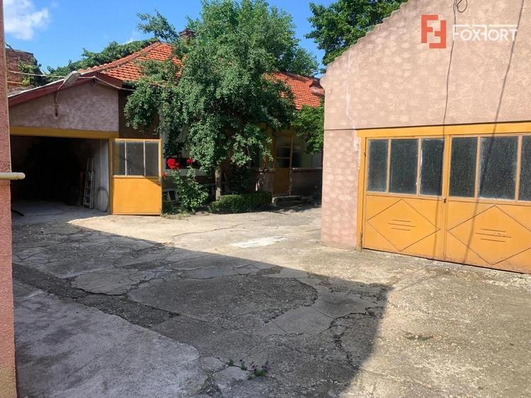 Casa individuala cu 3 imobile separate de vanzare in zona Iosefin - 1