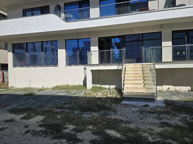 Spațiu comercial, de 98 mp, în Năvodari Tabără