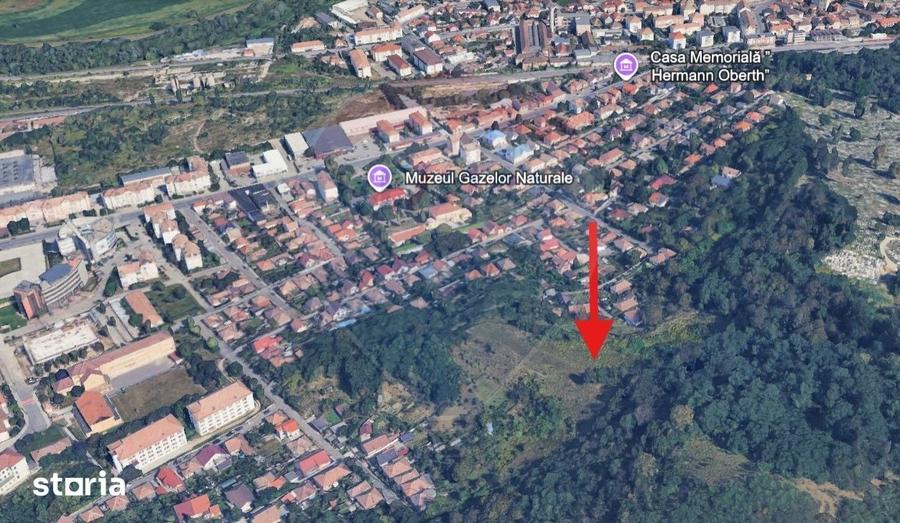 Teren de 15320 mp, în Central