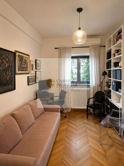 Apartament cu 2 camere decomandat, mobilat în P-ța Sfinții Voievozi