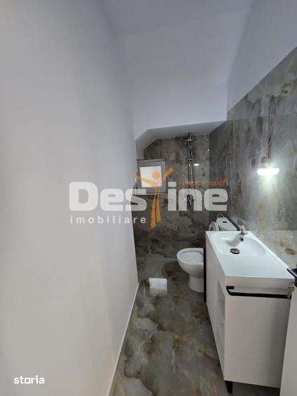 Casă cu 5 camere cu Teren 252 Mp în Valea Lupului