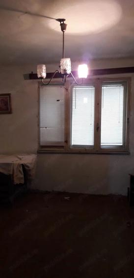 Casă cu Teren 1800 Mp în Ictar-Budinți