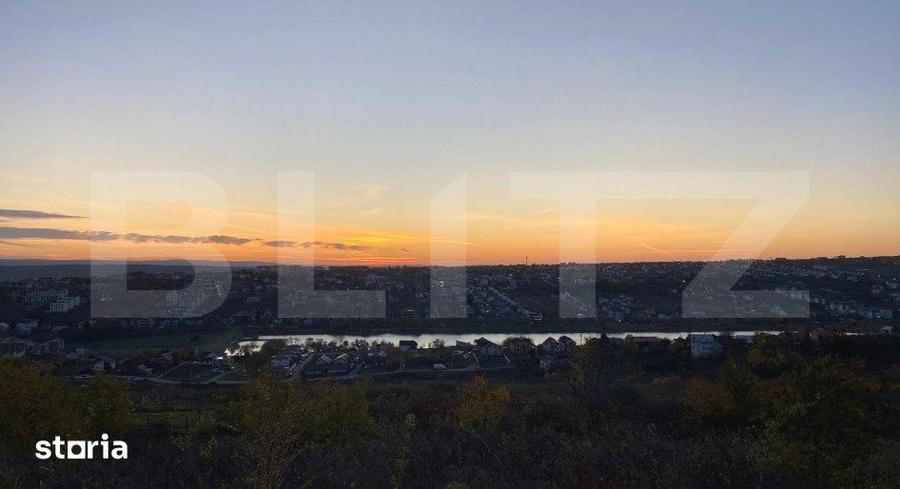 Teren de 681 mp, în Viticultori