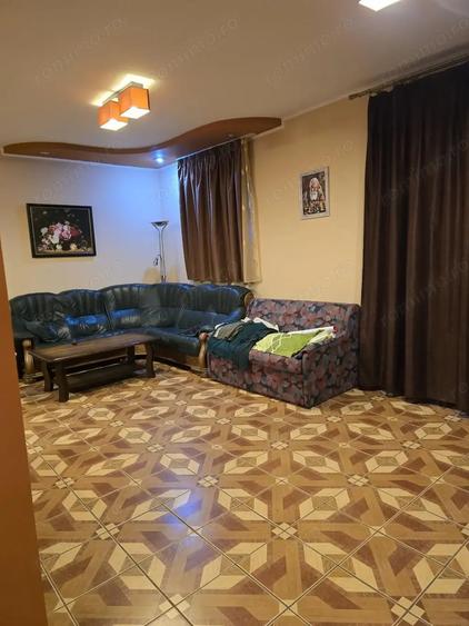 Casă cu 3 camere cu Teren 400 Mp în Sinaia