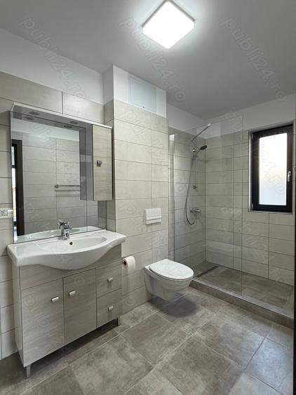 Casă cu 4 camere cu Teren 318 Mp în Dumbrăvița