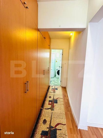 Apartament cu 3 camere semidecomandat în Astra