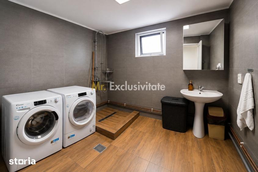 Casă cu 7 camere cu Teren 700 Mp în Băișoara