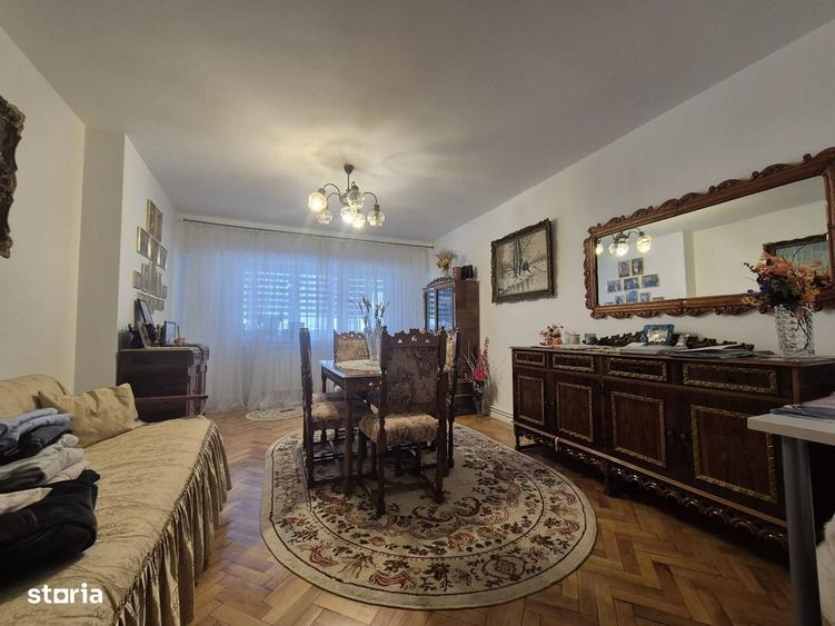 Apartament cu 3 camere în Central