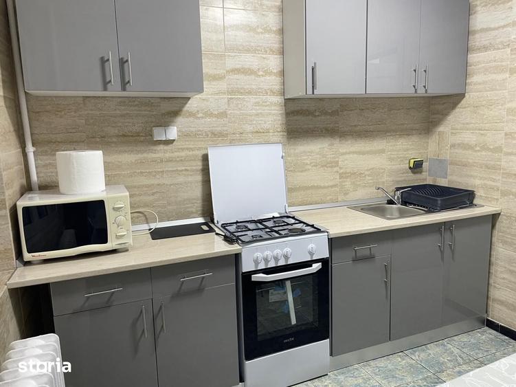 Apartament cu 3 camere în Vatra Luminoasă