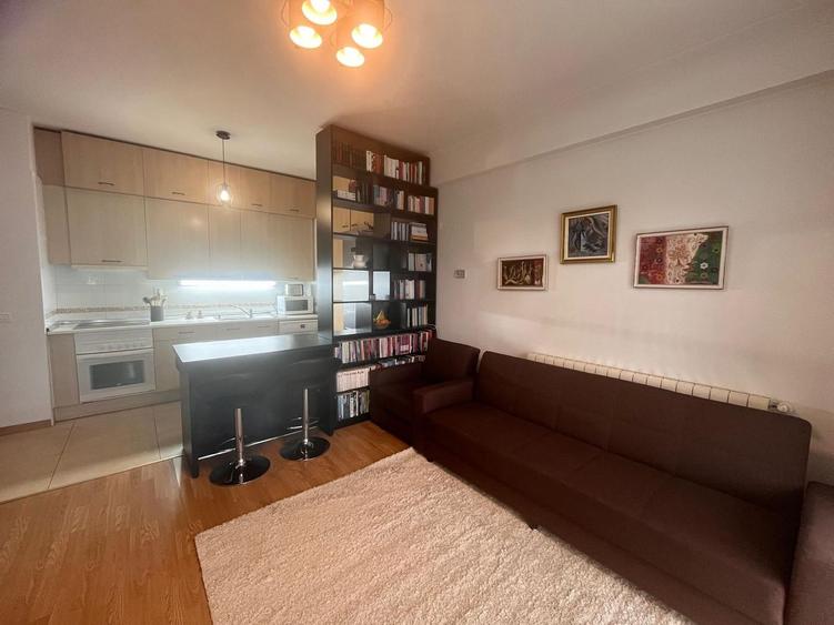 Apartament cu 3 camere decomandat în Gheorgheni — fotografia 3