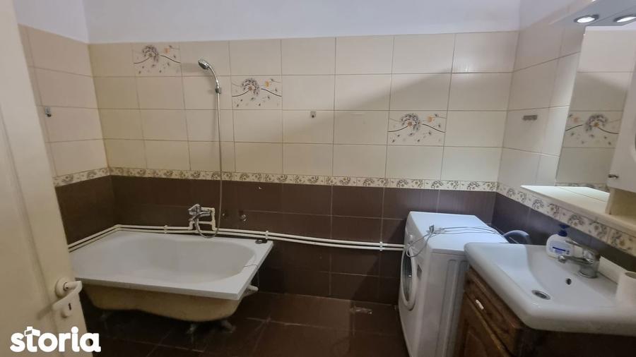 Apartament cu 2 camere decomandat în Ultracentral