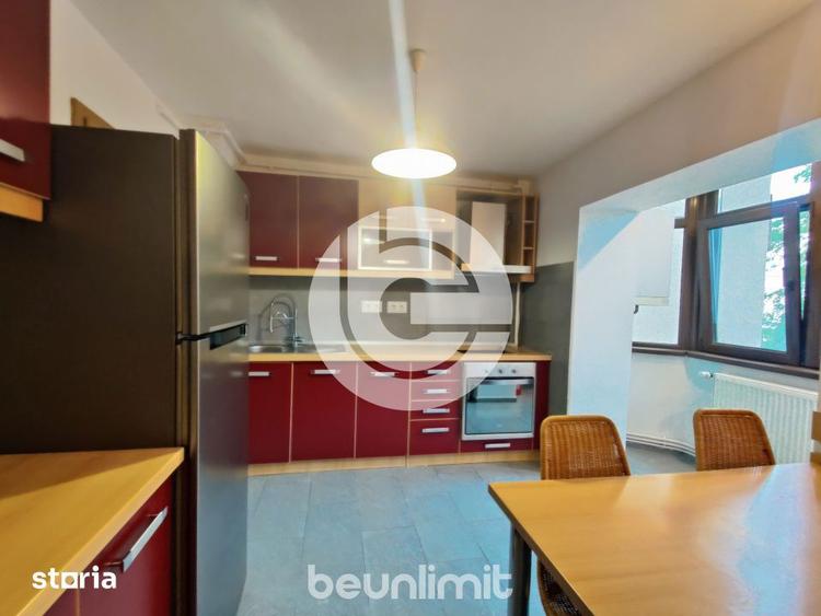 Apartament cu 3 camere decomandat, mobilat în Central