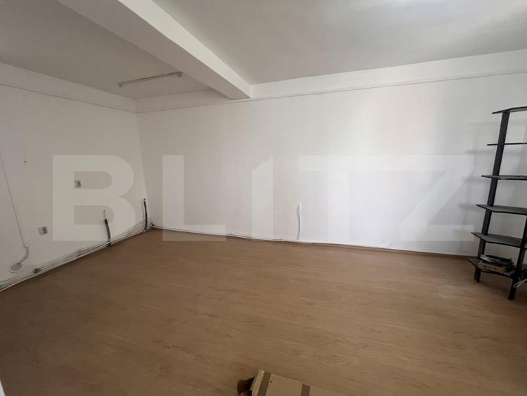 Birou, de 36 mp, în Someșeni