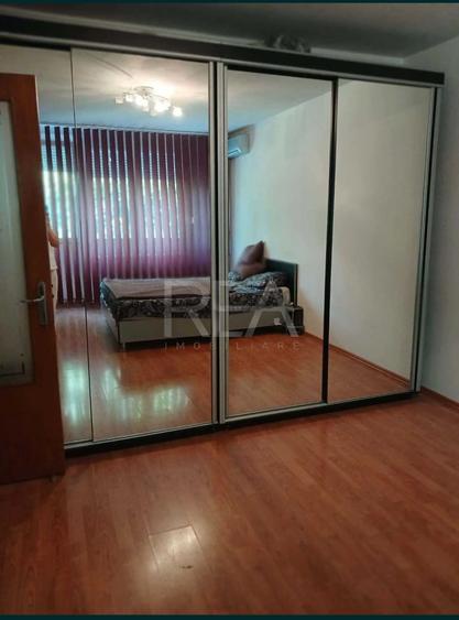 Apartament cu 2 camere decomandat, mobilat în Berceni