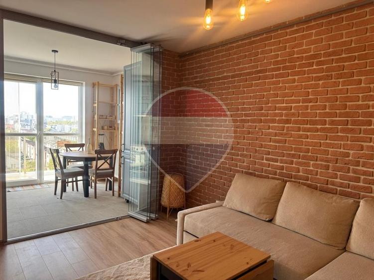Apartament cu 3 camere semidecomandat, mobilat în Theodor Pallady