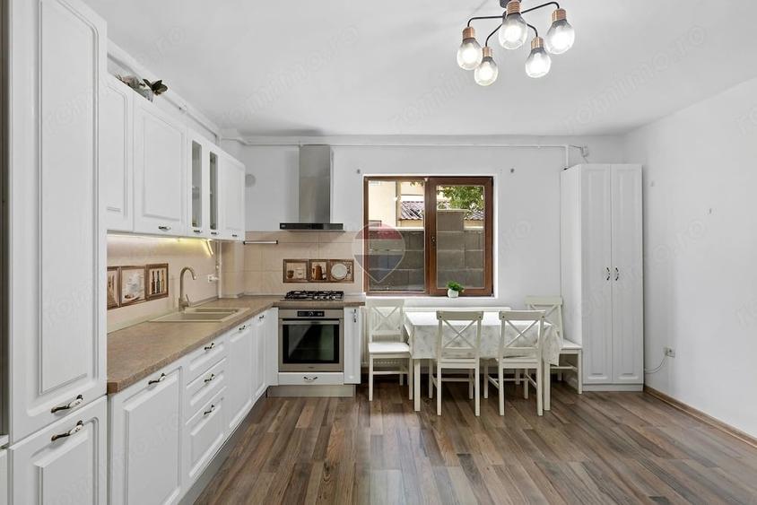 Apartament cu 3 camere decomandat în Aurel Vlaicu
