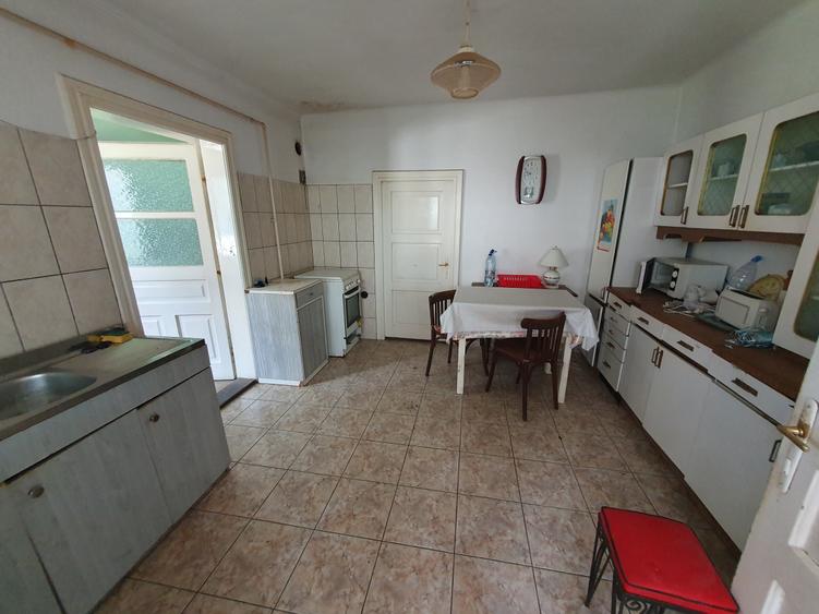 Casă individuală cu 4 camere cu Teren 1000 Mp în Baciu