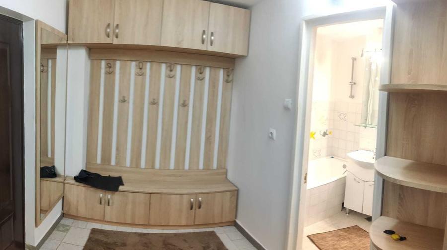 Garsonieră decomandată în Exterior Vest
